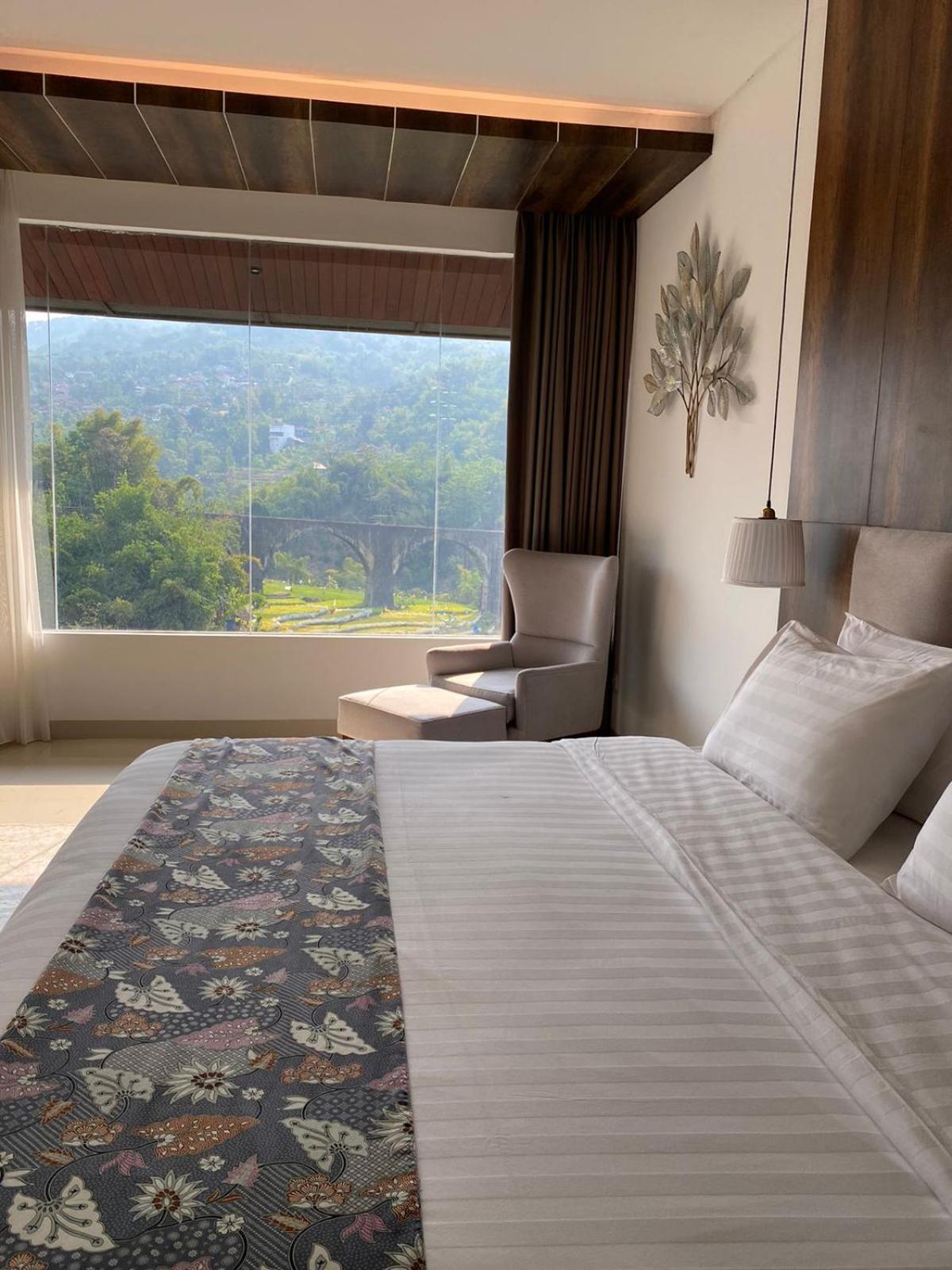 Forest Hills Hotel Soreang Экстерьер фото